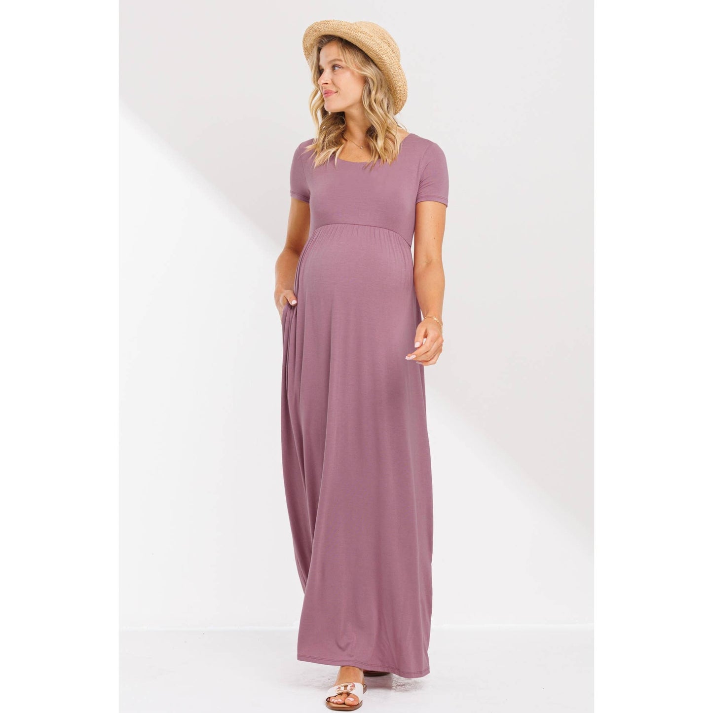 Round Neck Short Sleeve Maternity Knit Maxi Dress