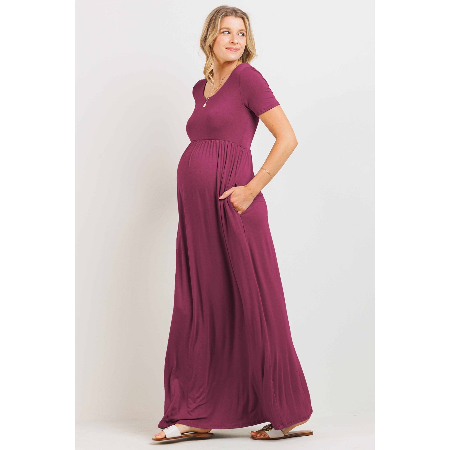 Round Neck Short Sleeve Maternity Knit Maxi Dress