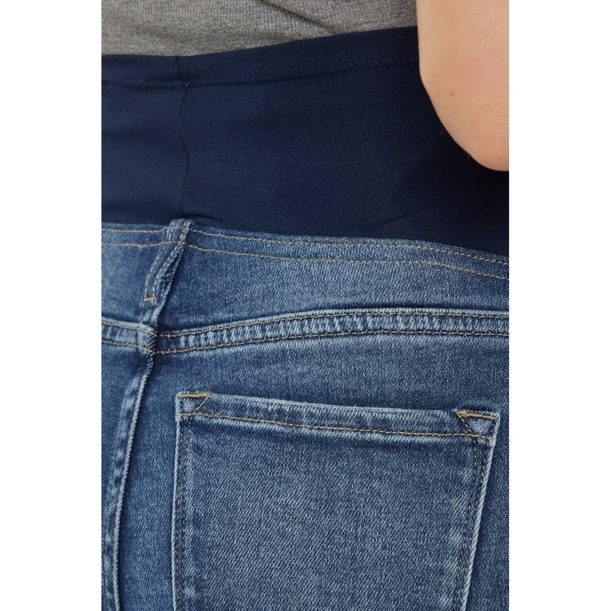 MATERNITY FULL BAND DENIM SHORT